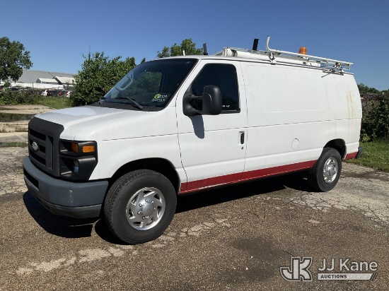(South Beloit, IL) 2010 Ford E250 Cargo Van Runs & Moves) (Missing Catalytic Convertor, Corrosion