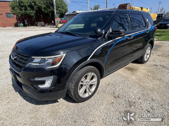(Willow Springs, IL) 2019 Ford Explorer AWD Police Interceptor 4-Door Sport Utility Vehicle, Municip