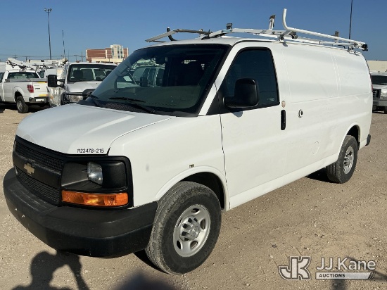 (Waxahachie, TX) 2015 Chevrolet Express G2500 Cargo Van Runs & Moves