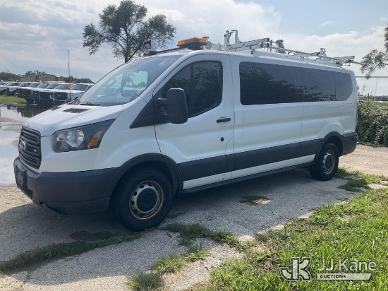 (South Beloit, IL) 2017 Ford Transit 350 Van Low Roof 60/40 Pass. 148-in. WB Cargo Van Runs & Moves