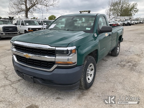 (Kansas City, MO) 2017 Chevrolet Silverado 1500 Pickup Truck Runs & Moves) (Dash Warning Indicators
