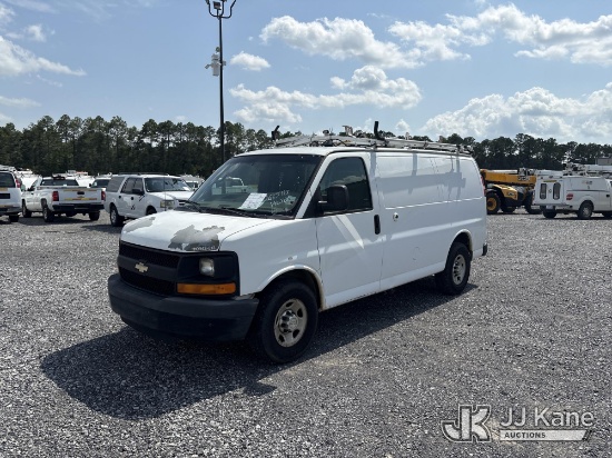(Hammond, LA) 2013 Chevrolet Express G2500 Cargo Van Runs & Moves