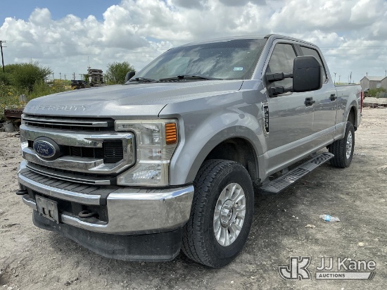 (Karnes City, TX) 2021 Ford F-250 SD Crew-Cab Pickup Truck Runs & Moves) (Dash Warning Indicators On
