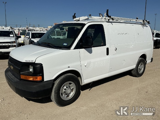(Waxahachie, TX) 2015 Chevrolet Express G2500 Cargo Van Runs & Moves