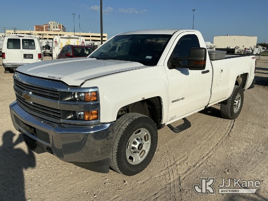 (Waxahachie, TX) 2018 Chevrolet Silverado 2500HD 4x4 Pickup Truck Runs & Moves