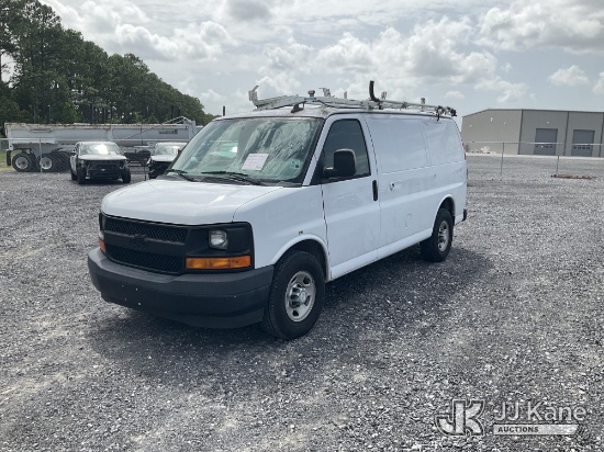 (Hammond, LA) 2017 Chevrolet Express 2500 Cargo Van Runs & Moves) (Interior Defects-See Pictures