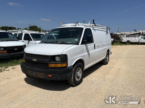 (Houston, TX) 2015 Chevrolet Express G2500 Cargo Van Runs & Moves