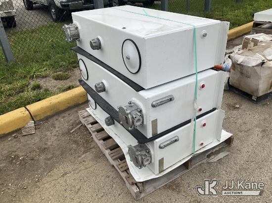 (Kansas City, MO) (3) American Mobile Power Hydraulic Reservoirs NOTE: This unit is being sold AS IS