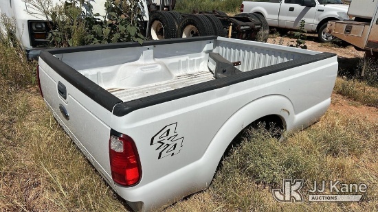 (Oklahoma City, OK) Ford Super Duty Truck Bed W/ Bumper NOTE: This unit is being sold AS IS/WHERE IS