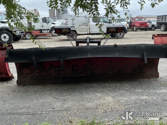 (South Beloit, IL) 9ft Western Uni-Mount Snow Plow NOTE: This unit is being sold AS IS/WHERE IS via