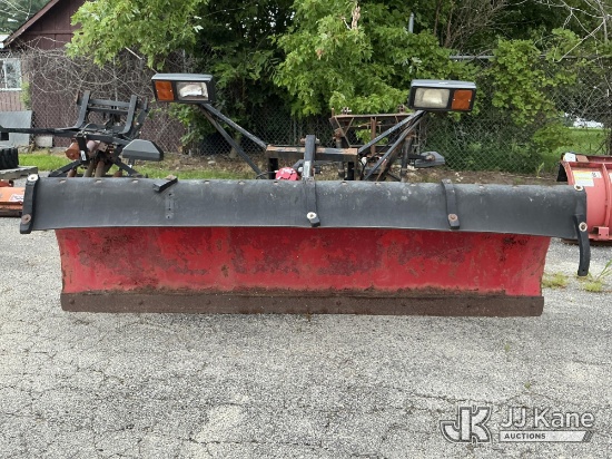 (South Beloit, IL) 8ft Western Uni-Mount Snow Plow NOTE: This unit is being sold AS IS/WHERE IS via