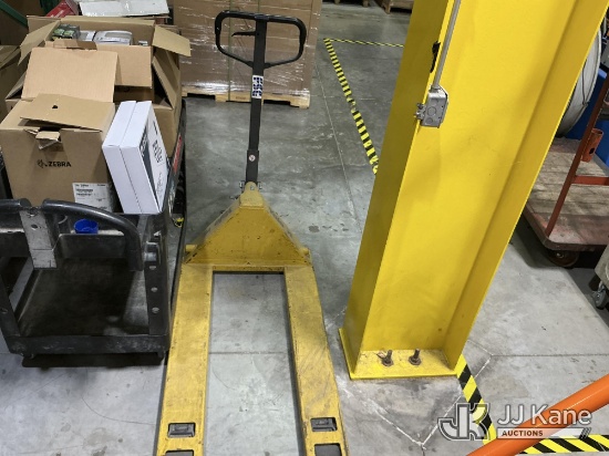 (San Antonio, TX) Pallet Jack (Not Operational) NOTE: This unit is being sold AS IS/WHERE IS via Tim