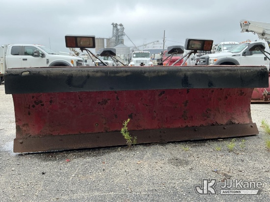 (South Beloit, IL) 8ft Western Uni-Mount Snow Plow NOTE: This unit is being sold AS IS/WHERE IS via