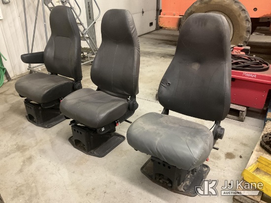 (South Beloit, IL) (3) International Truck Seats NOTE: This unit is being sold AS IS/WHERE IS via Ti