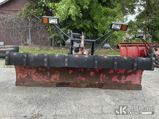 (South Beloit, IL) 7ft 6 in Western Uni-Mount Snow Plow NOTE: This unit is being sold AS IS/WHERE IS