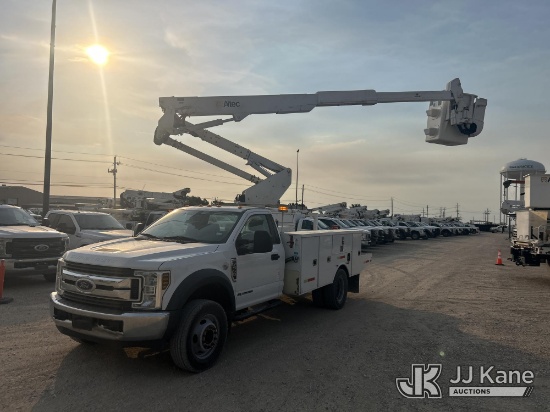 (Waxahachie, TX) Altec AT37G, Articulating & Telescopic Bucket mounted behind cab on 2019 Ford F-550