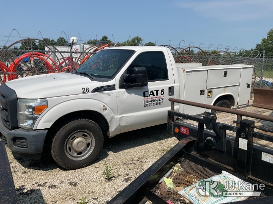 (Columbia, MO) 2016 Ford F250 Service Truck Runs & Moves