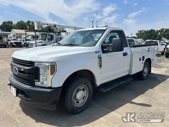 (Conway, AR) 2019 Ford F-250 SD Service Truck Runs & Moves) (Dash Warning Indicators On