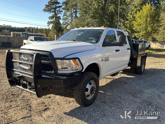 (Waxahachie, TX) 2018 RAM 3500 4x4 Crew-Cab Flatbed Truck Runs & Moves) (Dash Warning Indicators On,