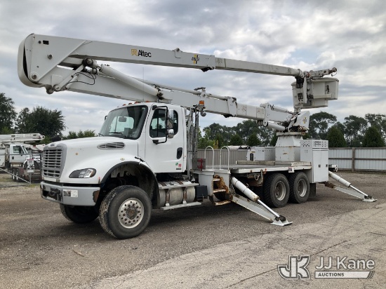 (South Beloit, IL) Altec AH100, Material Handling Bucket Truck rear mounted on 2009 Freightliner M2