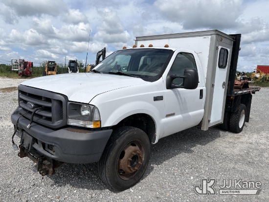 (Hawk Point, MO) 2003 Ford F-450 SD Flatbed Truck Runs & Moves) (Corrosion, Windshield Deficiencies)