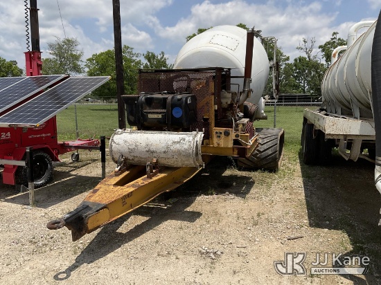 (Alvin, TX) 2000 Custom-Made Tracked Concrete Mixer Trailer Non Titled) (Condition Unknown, Mounted
