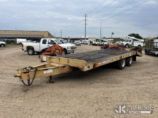 (Shakopee, MN) 2001 Monroe Towmaster T/A Tagalong Equipment Trailer