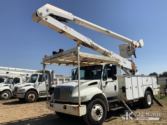 (Joplin, MO) Altec AA755L, Material Handling Bucket Truck rear mounted on 2005 International 4300 Ut