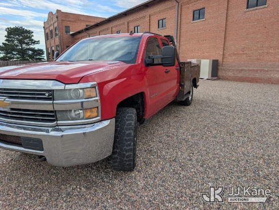 (Garden City, KS) 2015 Chevrolet Silverado 3500HD Extended-Cab Flatbed Truck Runs & Moves) (Dash War