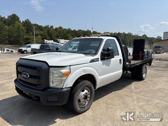 (Conway, AR) 2015 Ford F-350 SD Flatbed/Service Truck Runs & Moves) (Transmission Performance Concer