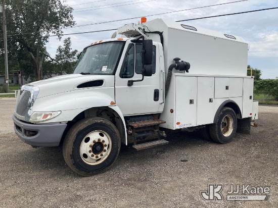 (South Beloit, IL) 2016 International 4300 Enclosed High-Top Service Truck Runs & Moves) (Air Compre