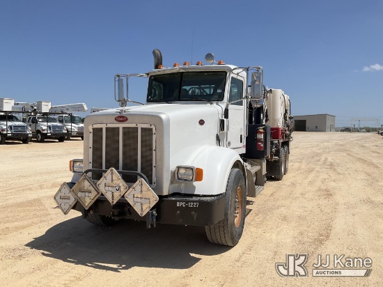 (Marion, TX) 2013 Peterbilt 367 T/A Tank Truck Runs & Moves) (Dash Warning Indicators On