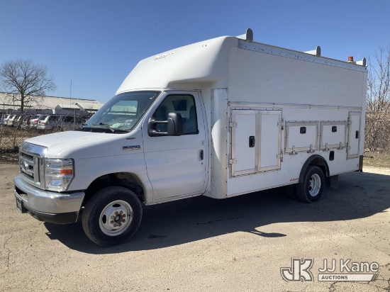 (South Beloit, IL) 2019 Ford Econoline E-450 Cutaway Enclosed Service Van Runs & Moves