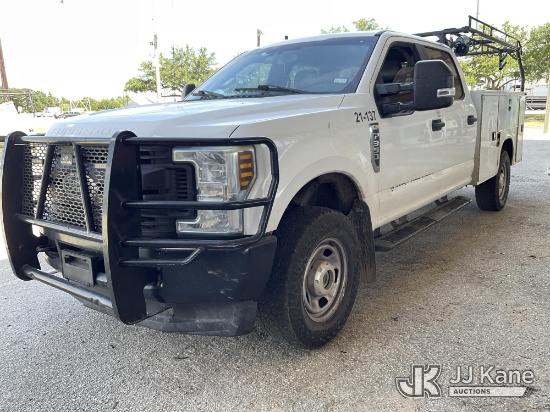 (Bryan, TX) 2019 Ford F350 4x4 Crew-Cab Service Truck, Utility Company Owned & Maintained Runs & Mov