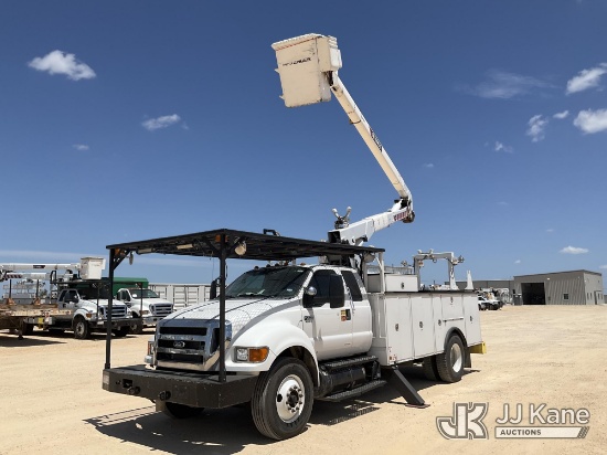 (Marion, TX) HiRanger 5TC-55, Bucket Truck mounted behind cab on 2015 Ford F-750 Utility Truck Runs,