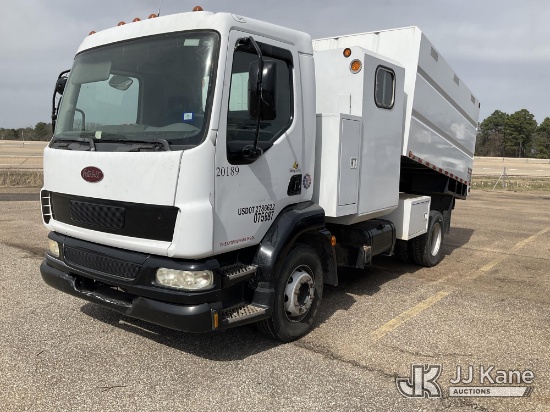(Texarkana, AR) 2007 Kenworth K300 Chipper Dump Truck Runs, Moves & Operates) (Interior Defects-Park