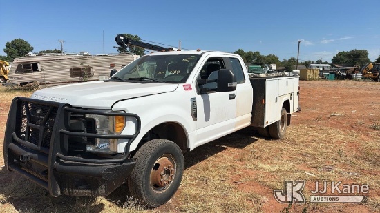 (Oklahoma City, OK) 2017 Ford F-350 SD Extended-Cab Mechanics Service Truck Runs & Moves) (Dash Warn