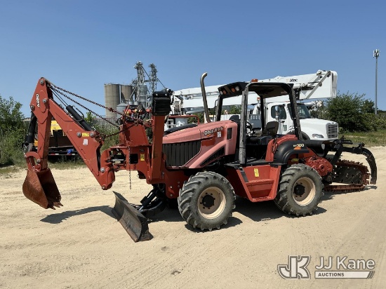 (South Beloit, IL) Ditch Witch RT100 Rubber Tired Trencher Runs & Moves) (Trencher Operates, Backhoe
