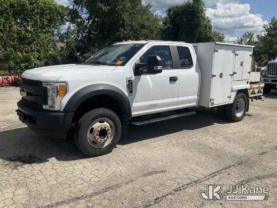 (South Beloit, IL) 2017 Ford F-450 SD Extended-Cab Welder Truck Runs & Moves) (Engine Performance