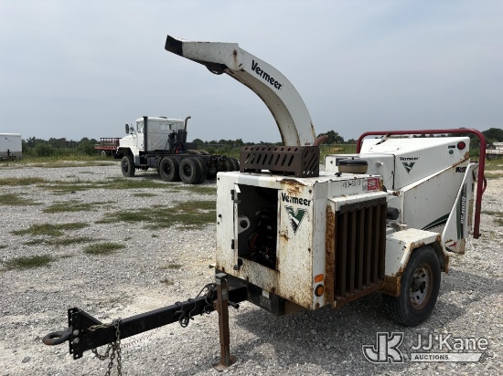 (Hawk Point, MO) 2015 Vermeer BC1000XL Chipper (12in Drum) Runs & Operates) (Seller States: Chipper