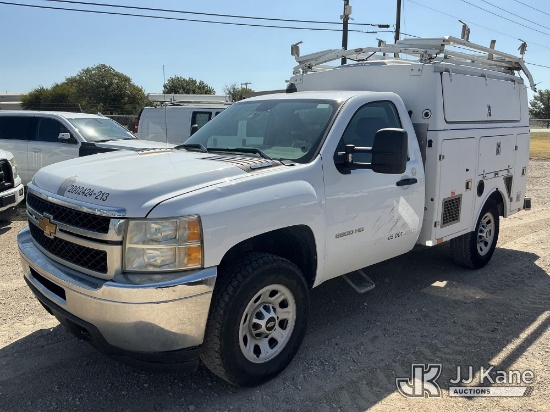 (Waxahachie, TX) 2013 Chevrolet Silverado 2500HD Enclosed Service Truck Runs & Moves