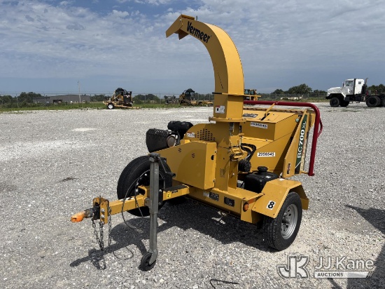 (Hawk Point, MO) 2021 Vermeer Corporation BC700 Chipper (6in Disc), Trailer Mounted Non-Titled) (Run