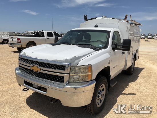 (Marion, TX) 2012 Chevrolet Silverado 3500HD Enclosed Service Truck Runs & Moves) (Dash Warning Indi