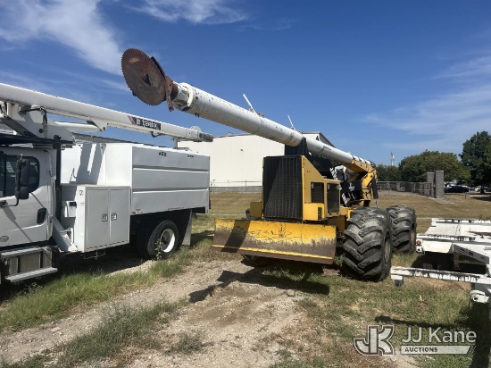 (Waxahachie, TX) 2014 Jarraff 4 Wheel Drive Articulating Rubber Tired Tree Saw Not Running, Conditio