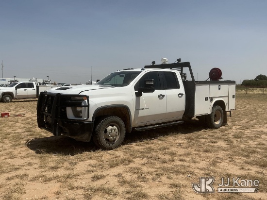 (Stanton, TX) 2023 Chevrolet Silverado 3500HD Crew-Cab Service Truck Runs & Moves) (Exterior Defects