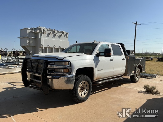 (Snyder, TX) 2015 Chevrolet Silverado 3500HD Crew-Cab Service Truck Not Running, Condition Unknown)