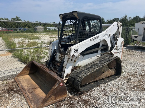 (Wright City, MO) Bobcat T650 Tracked Skid Steer Loader Runs & Moves) (Unknown Operating Condition.