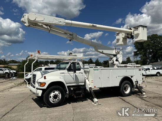 (South Beloit, IL) Altec AM855, Over-Center Material Handling Bucket Truck rear mounted on 1998 Ford