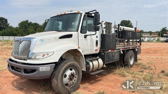 (Oklahoma City, OK) 2019 International DuraStar 4300 Flatbed/Service Truck Runs & Moves