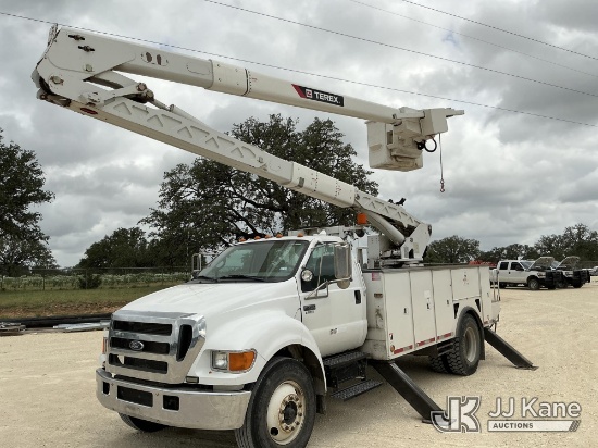 (Bandera, TX) Terex Hi-Ranger HRX-55, Material Handling Bucket Truck rear mounted on 2006 Ford F-750